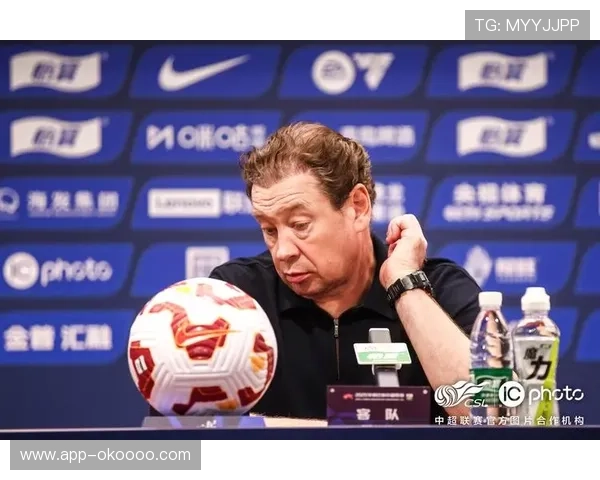 斯卢茨基的4-3-3实验：申花新战术体系需要多少轮联赛完成磨合